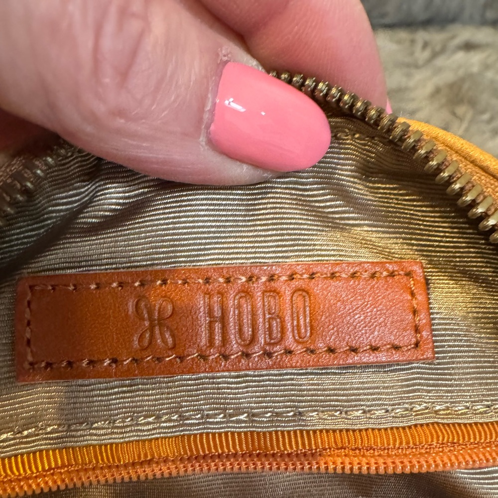 HOBO Elegant Tan and Snake Print Leather Hobo Bag - Picture 2 of 15